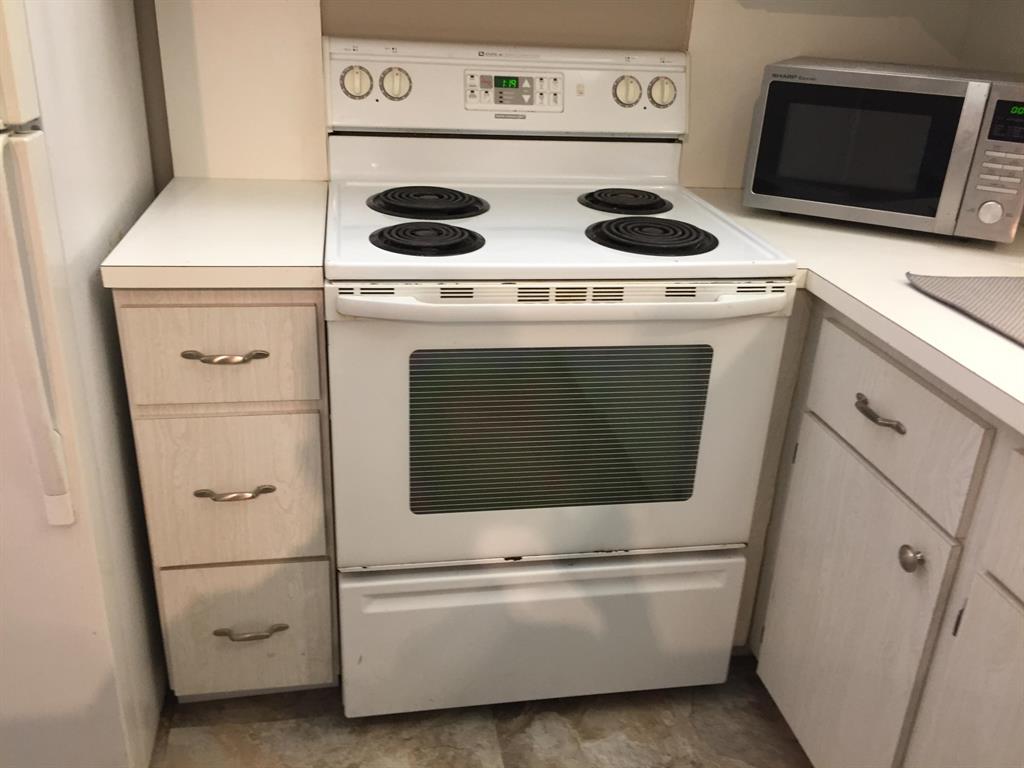 800 Place Condominimum - Residential