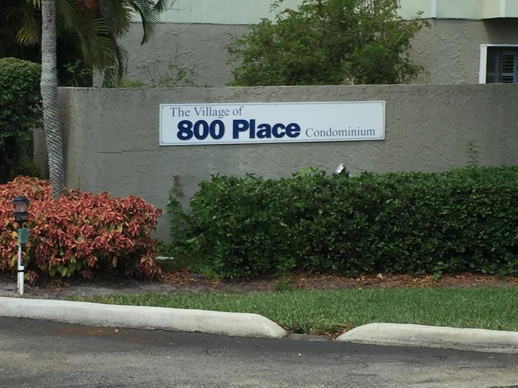 800 Place Condominimum - Residential