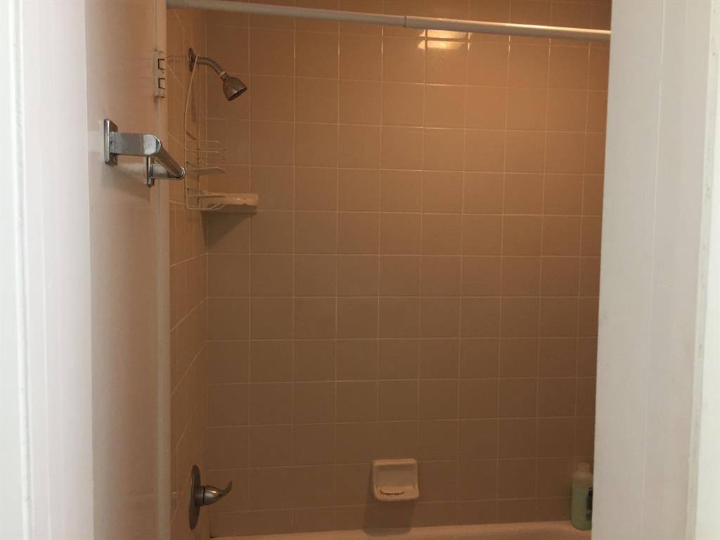 800 Place Condominimum - Residential