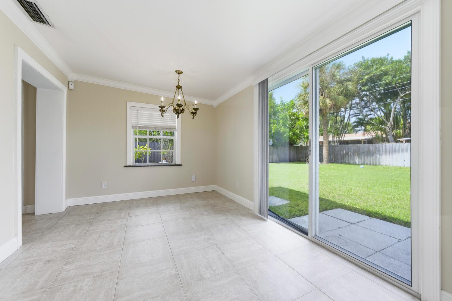 NORTH PALM BEACH VILLAGE - Residential