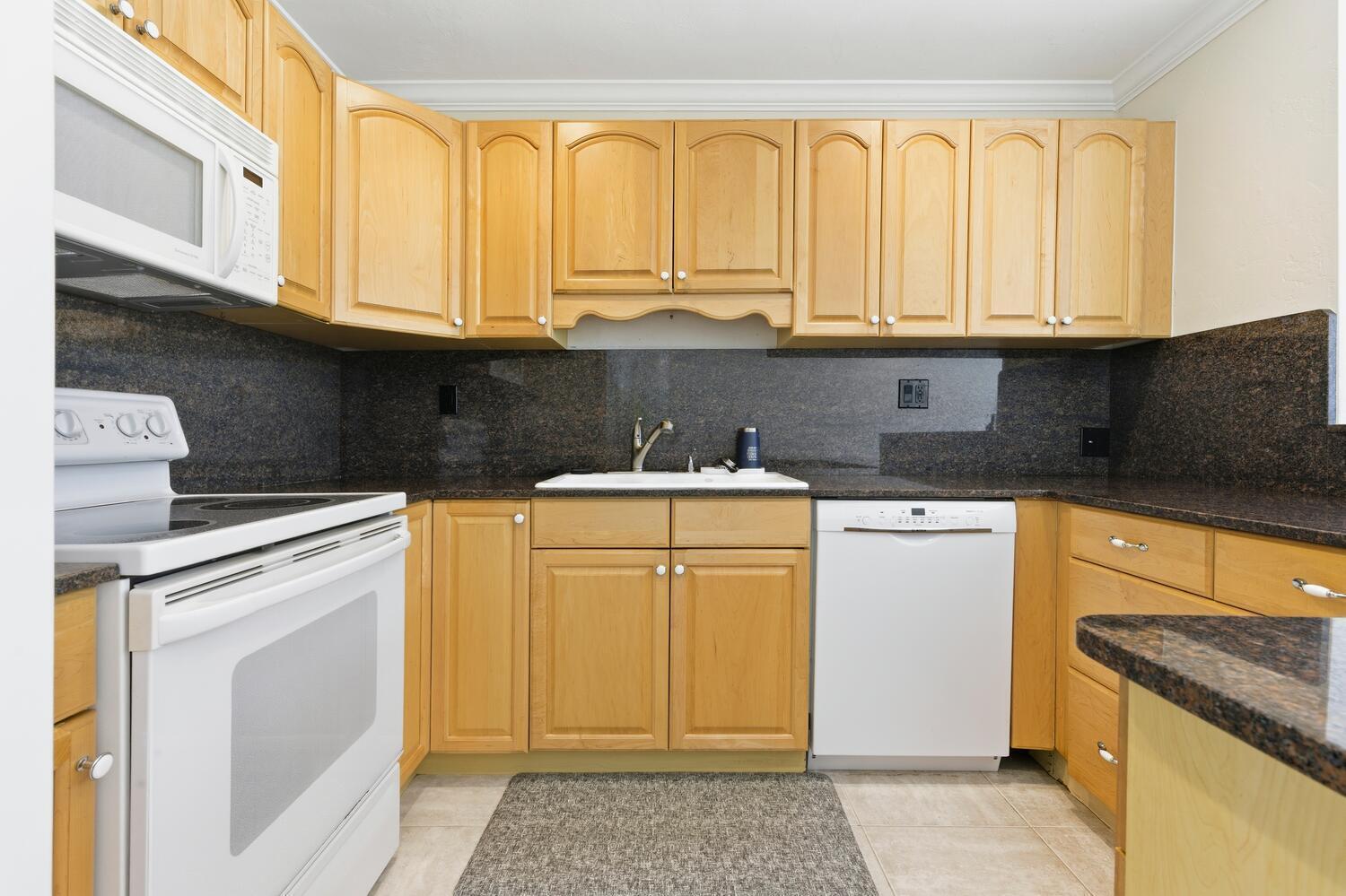 NORTH PALM BEACH VILLAGE - Residential