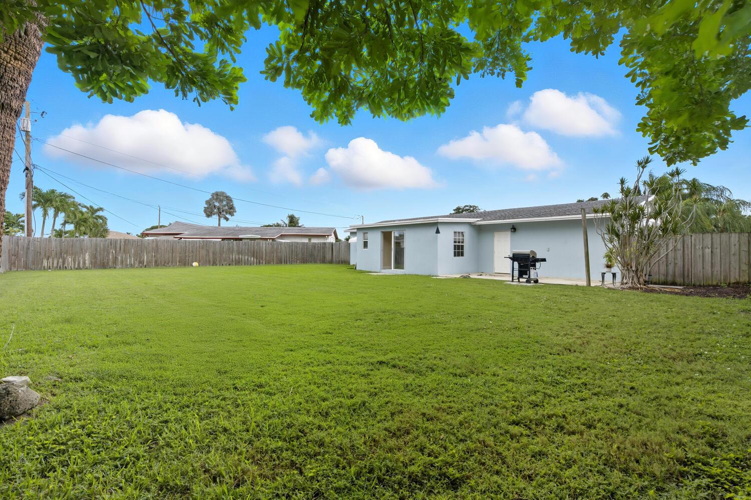 NORTH PALM BEACH VILLAGE - Residential