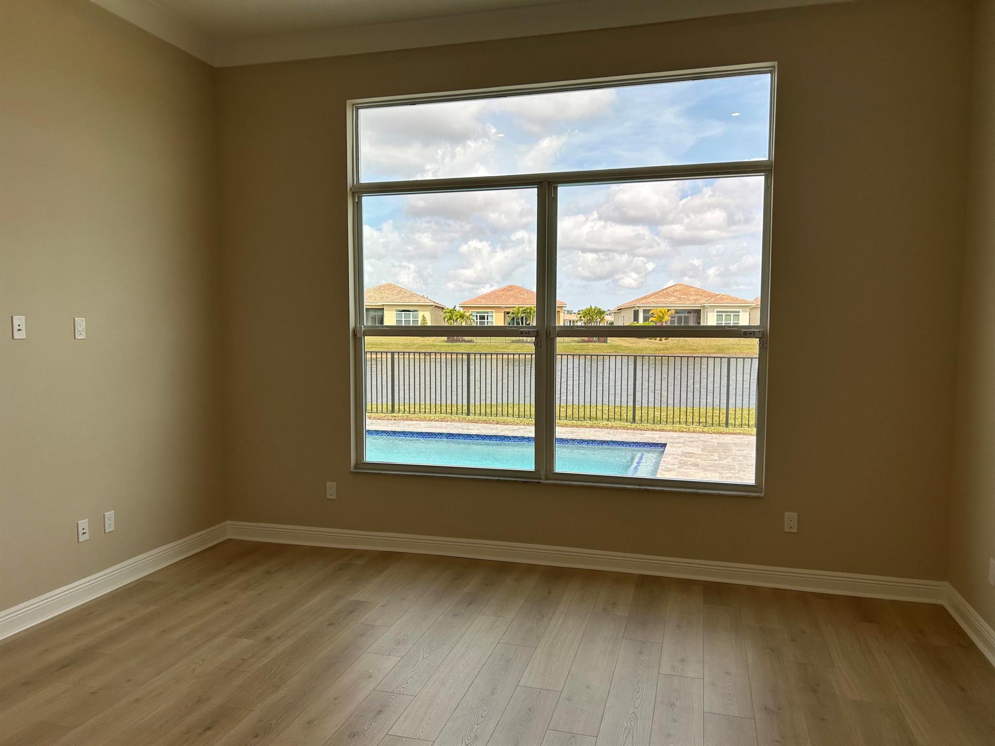 VERANO SOUTH PUD 1 - POD - Residential Lease