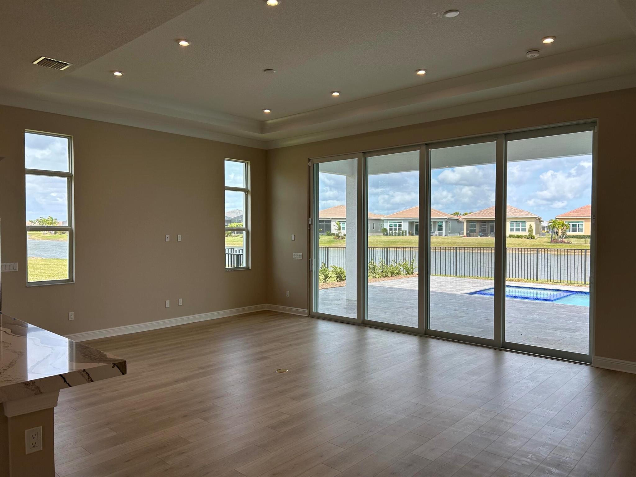 VERANO SOUTH PUD 1 - POD - Residential Lease