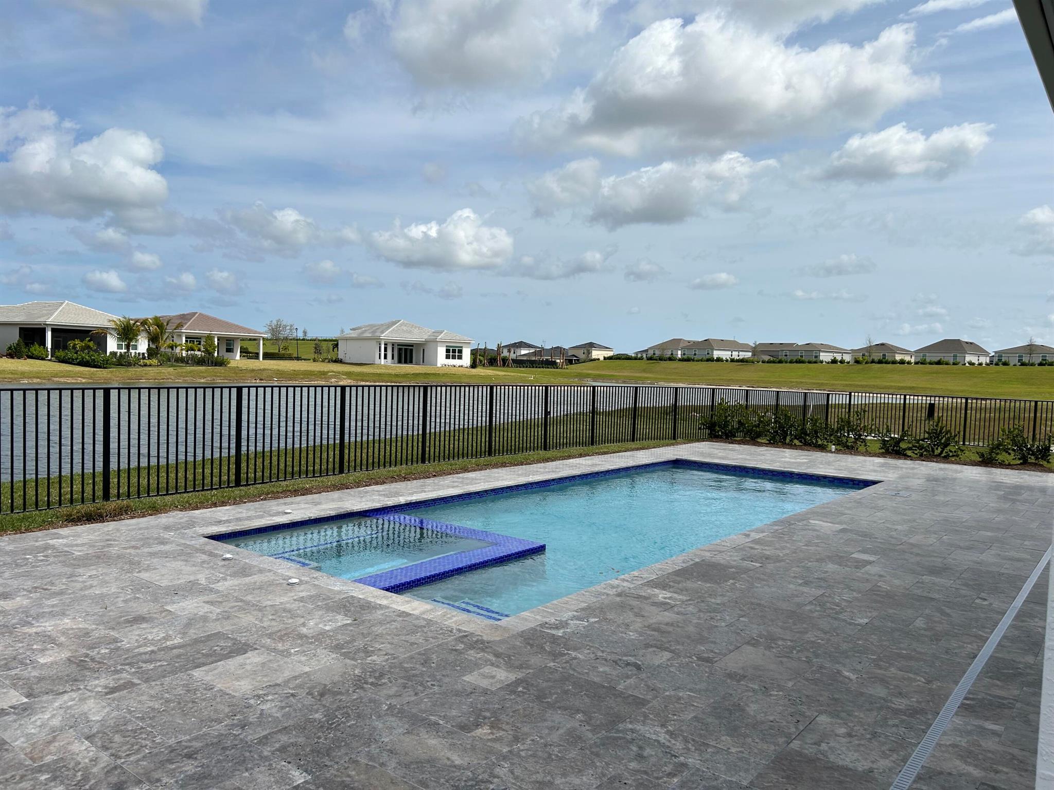 VERANO SOUTH PUD 1 - POD - Residential Lease