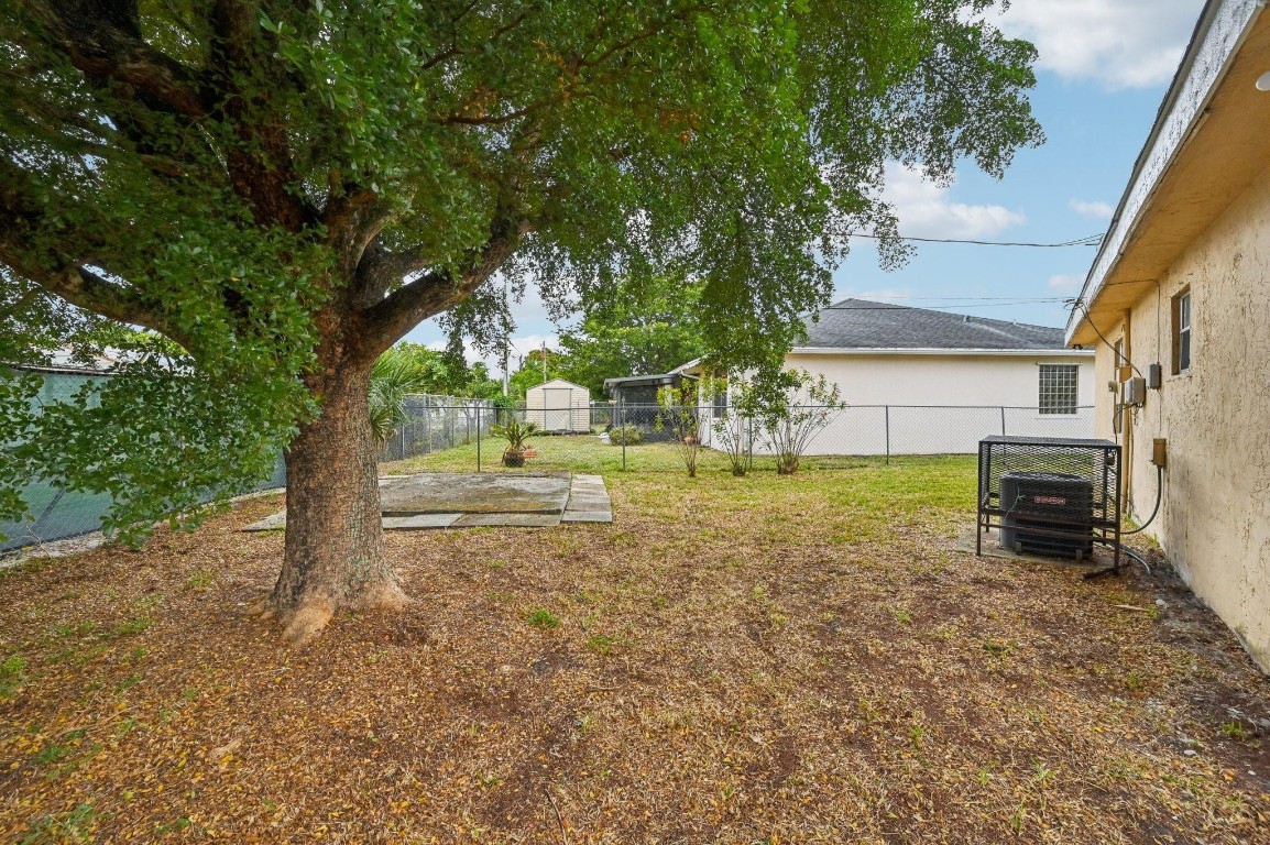 Forest Hill Village Repl - Residential