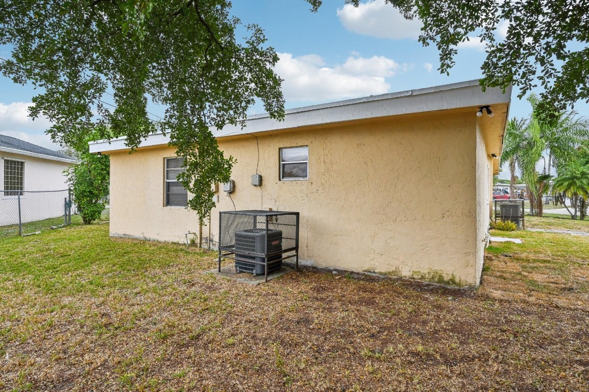 Forest Hill Village Repl - Residential