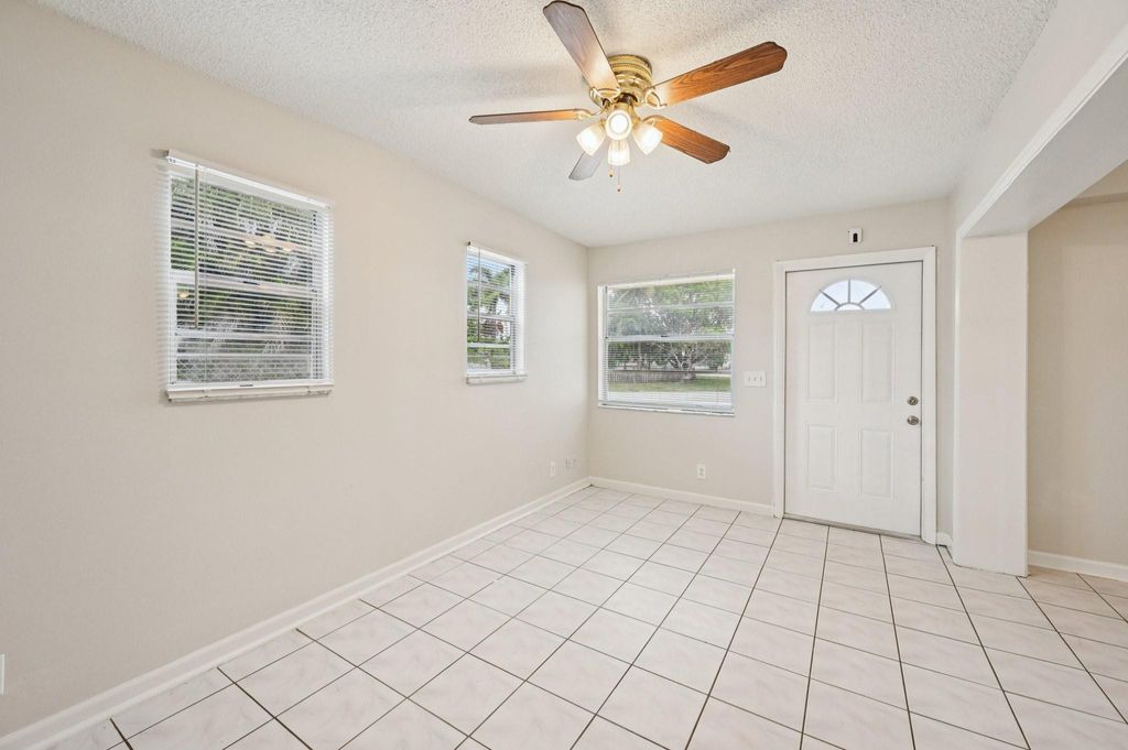 Photo of 5618 Cinnamon Drive, West Palm Beach, FL 33415 (MLS # F10545149)