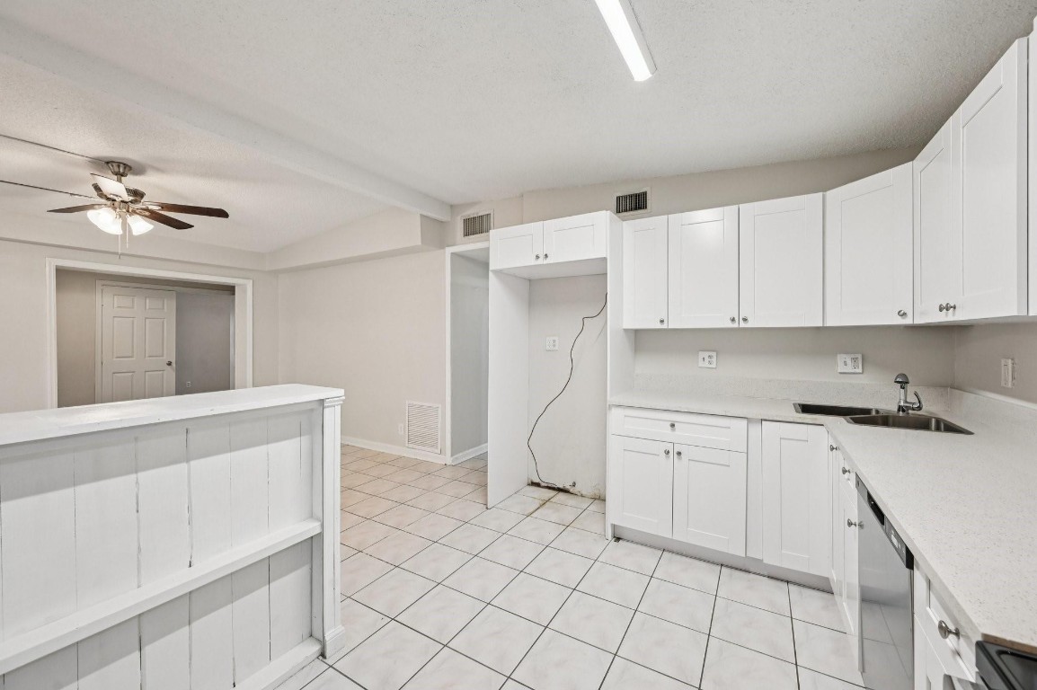 Forest Hill Village Repl - Residential