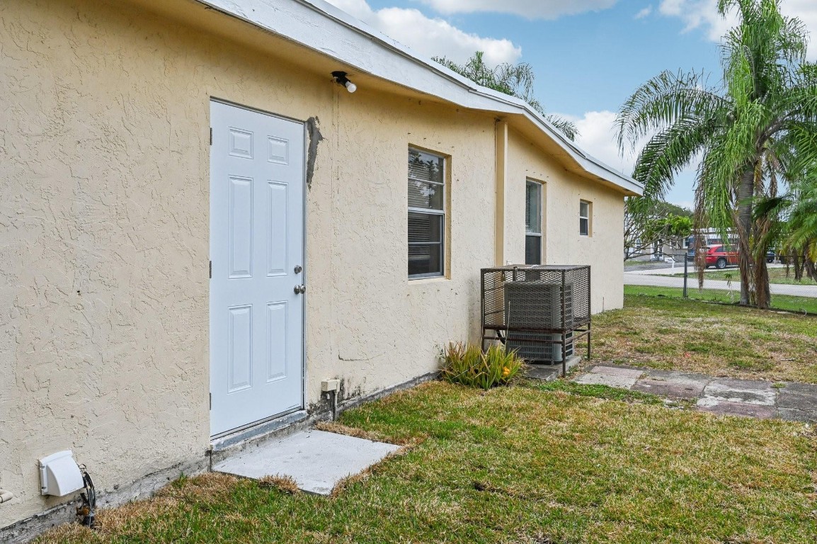 Forest Hill Village Repl - Residential