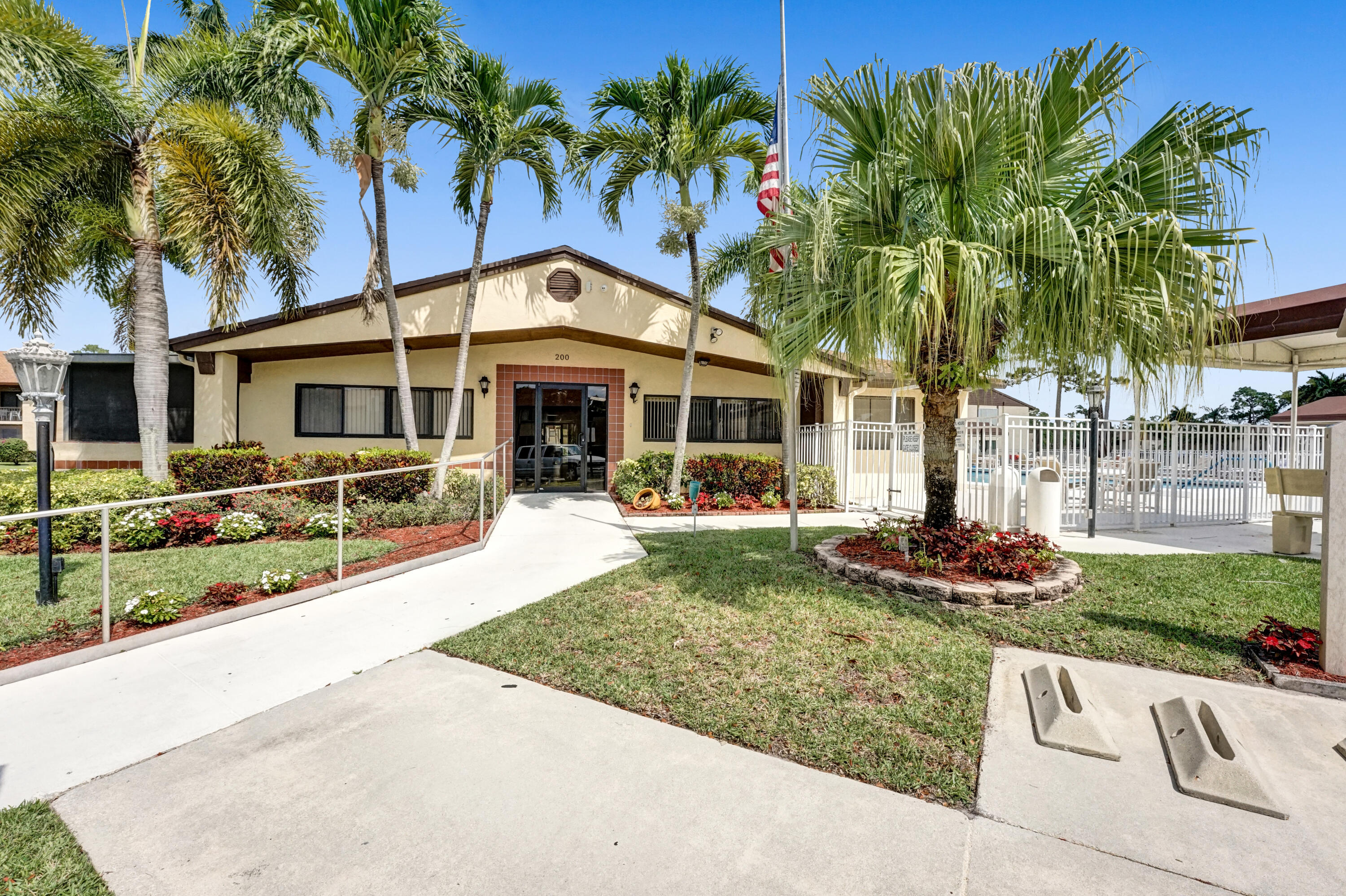 PINE RIDGE SOUTH II CONDO - Residential