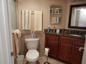 ISLANDIA 01 CONDO - Residential