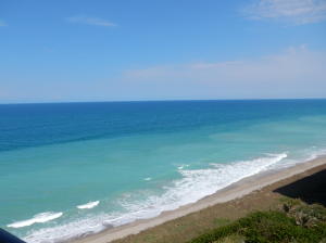 ISLANDIA 01 CONDO - Residential