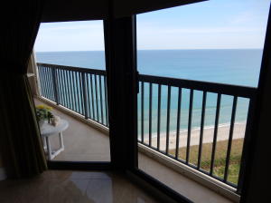 ISLANDIA 01 CONDO - Residential