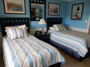 ISLANDIA 01 CONDO - Residential