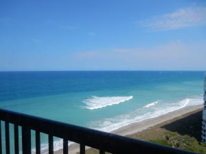 ISLANDIA 01 CONDO - Residential