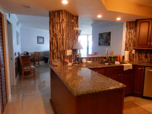 ISLANDIA 01 CONDO - Residential