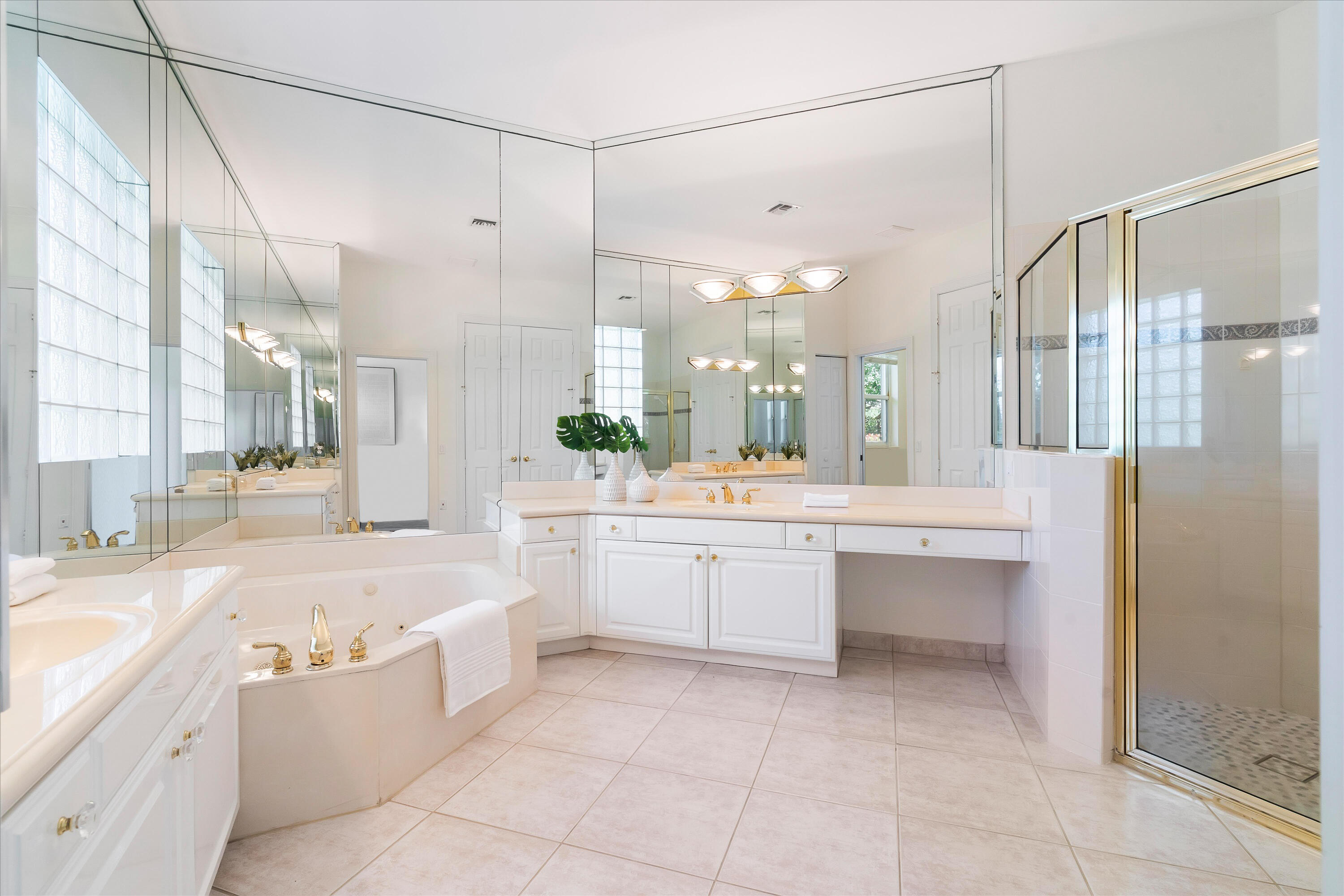FOX RIDGE - Residential