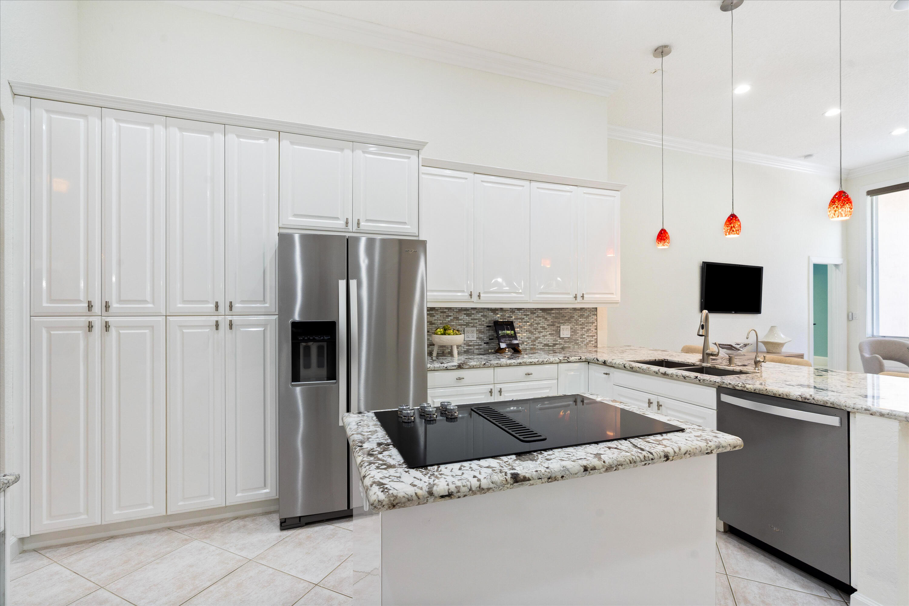 FOX RIDGE - Residential