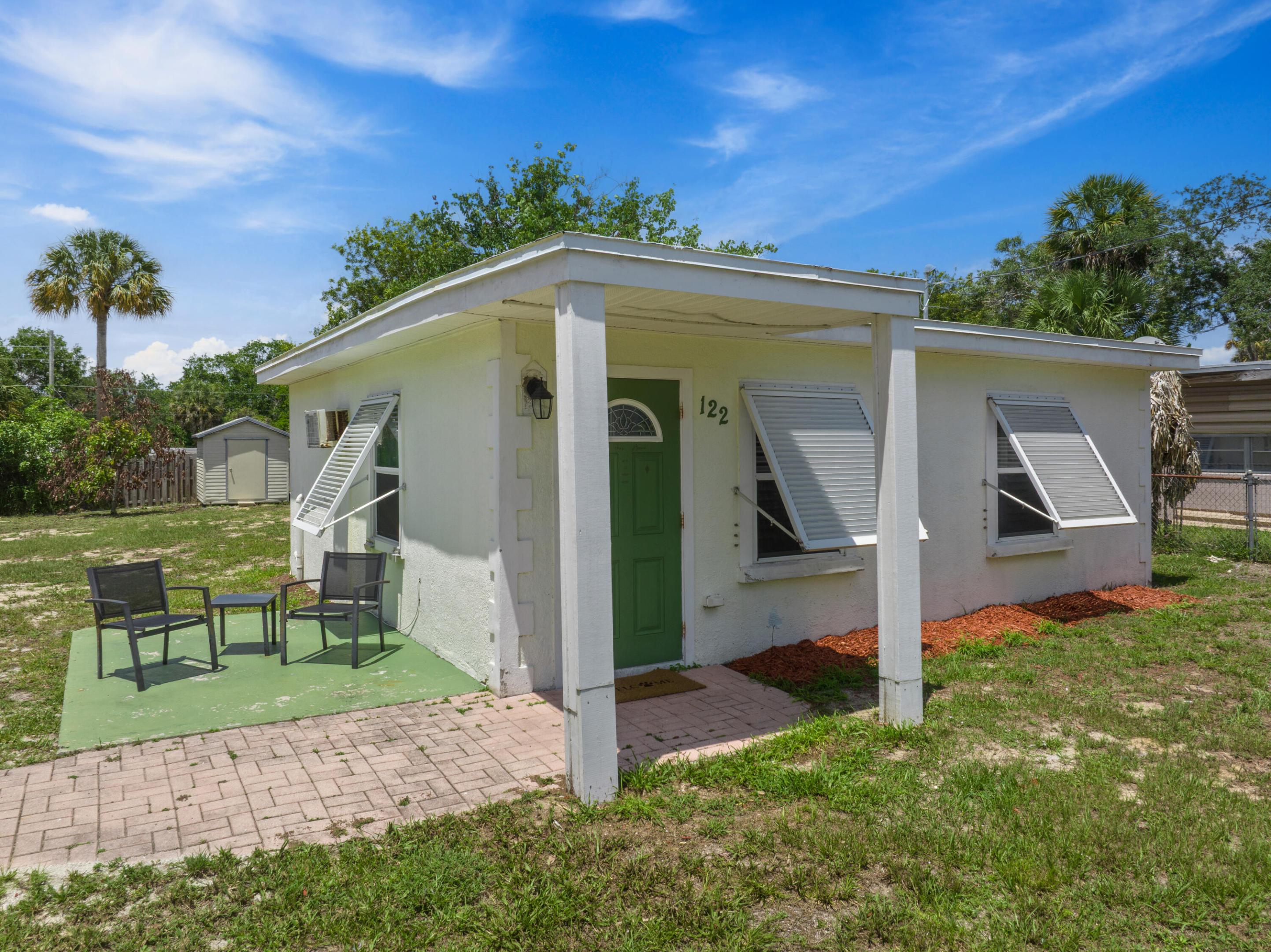 RIVERVIEW MANOR - Residential