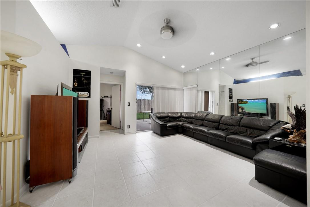 SilverLakes - Residential