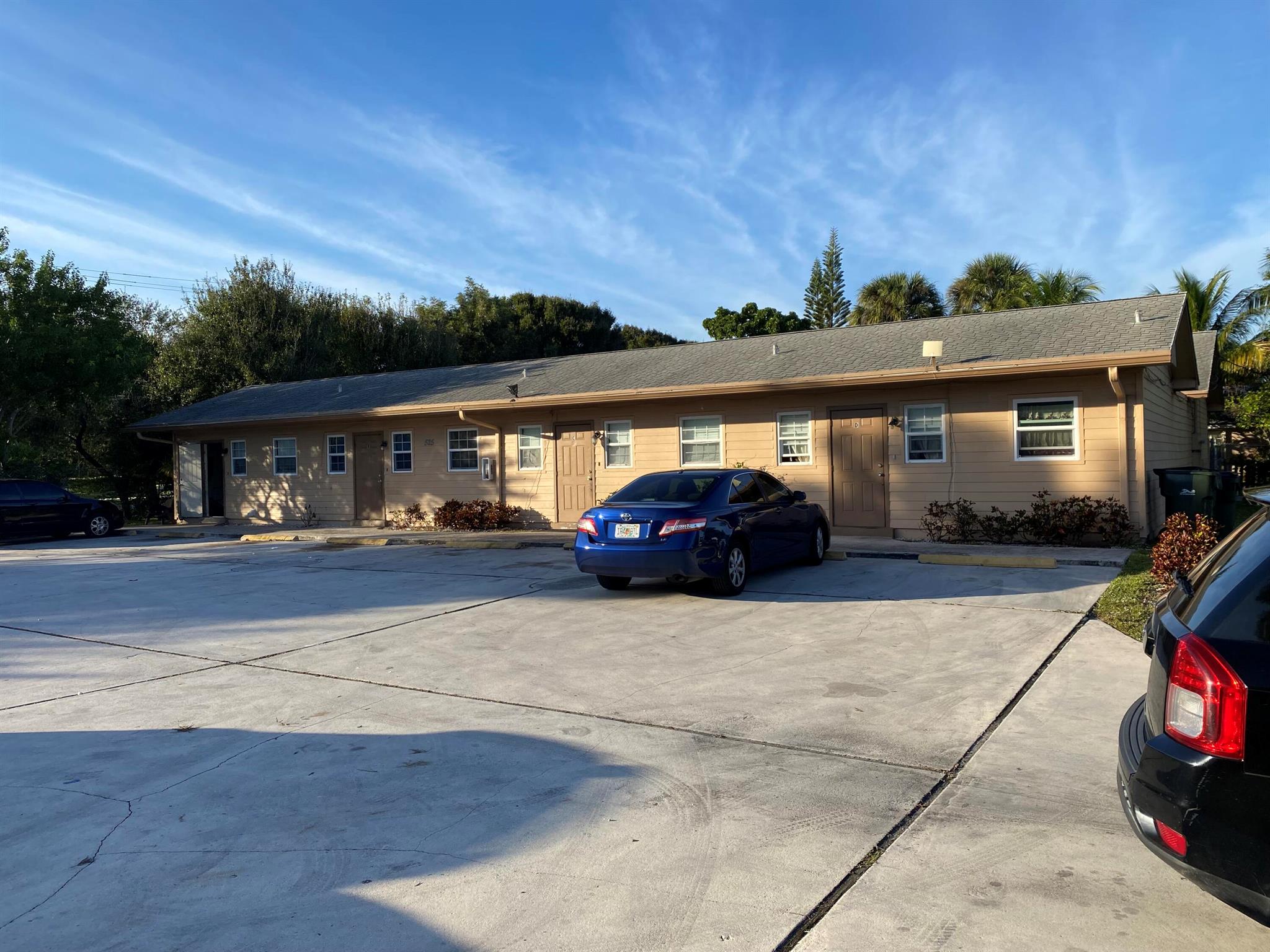 SWINTON OAKS - Commercial Sale