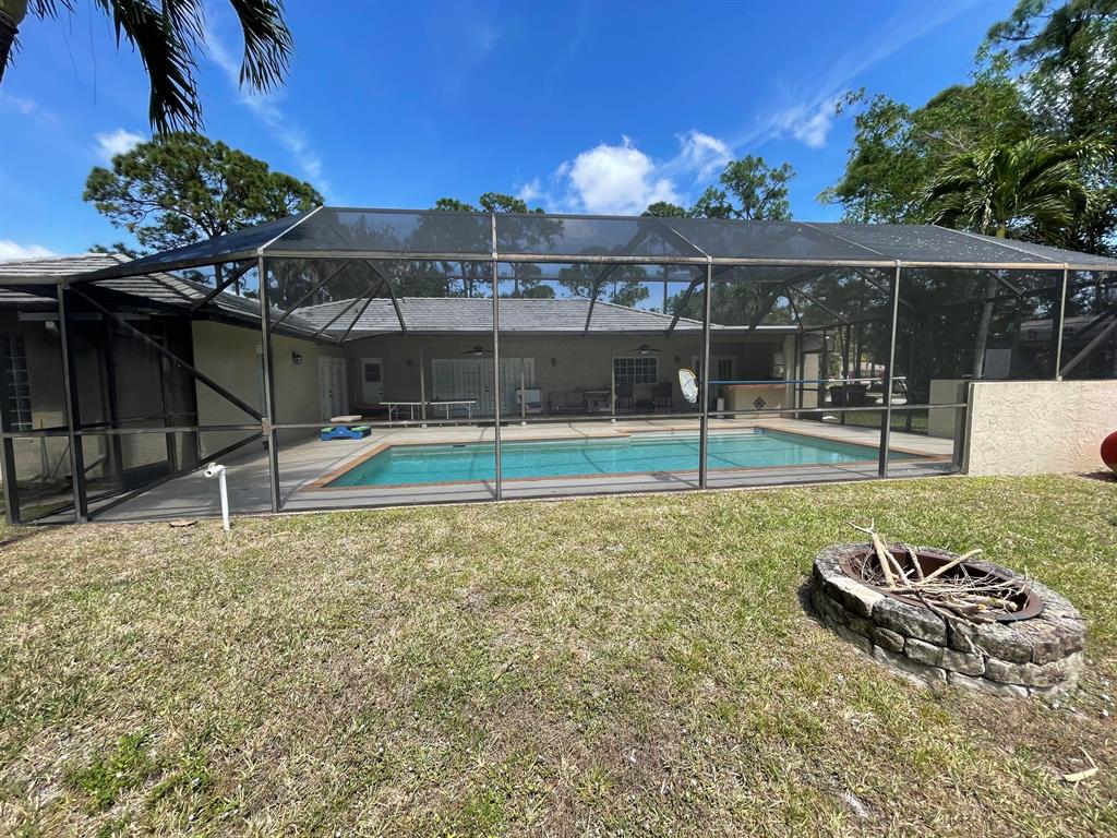 PINEWOOD OF WELLINGTON - Residential Lease