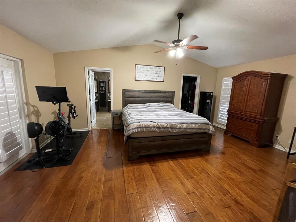 PINEWOOD OF WELLINGTON - Residential Lease