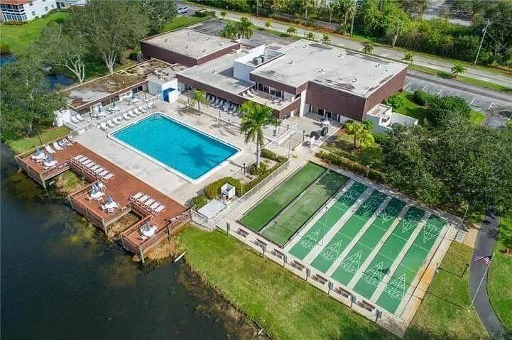Vista Del Lago Condo - Residential Lease