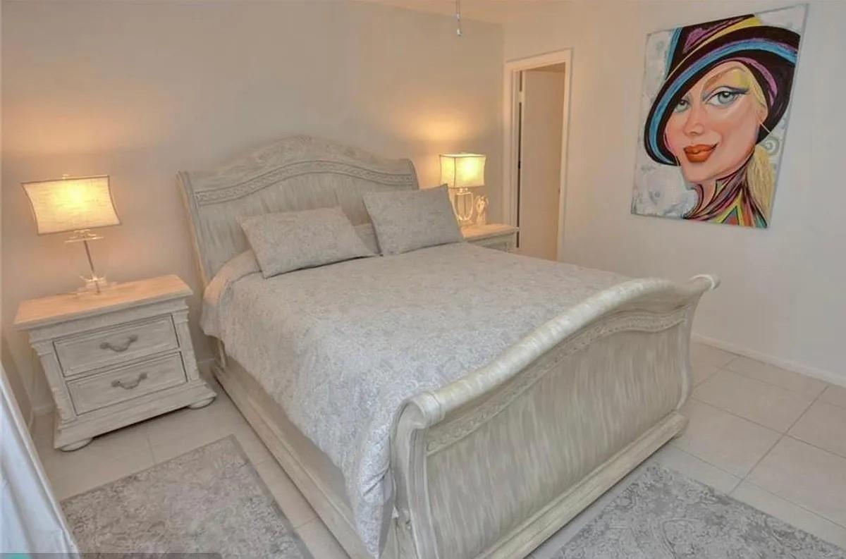 Vista Del Lago Condo - Residential Lease