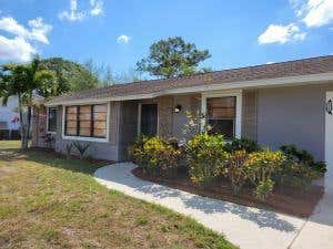 Photo of 868 SW Canary Ter Terrace Ter, Port St Lucie, FL 34953 (MLS # R10706523)