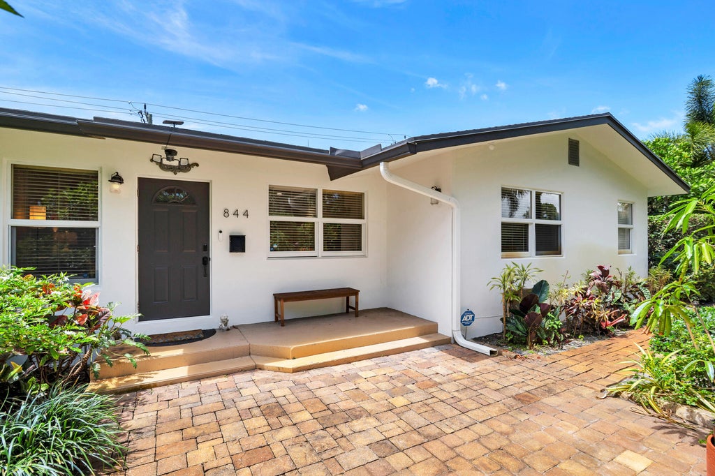 Photo of 844 Avon Road, West Palm Beach, FL 33401 (MLS # B26041940)