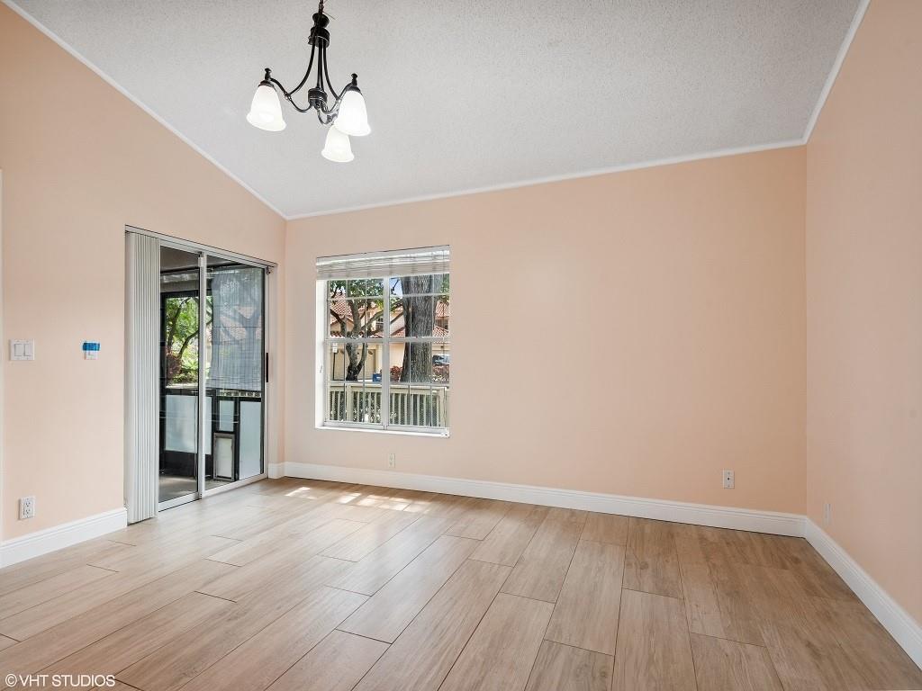 CYPRESS GLEN TOWNHOMES - Residential