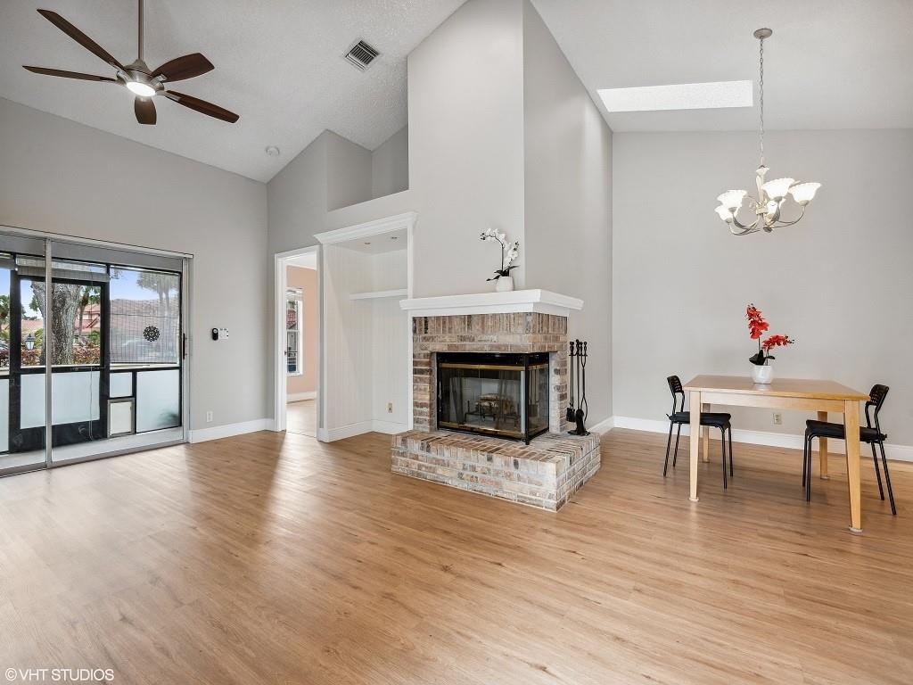 CYPRESS GLEN TOWNHOMES - Residential