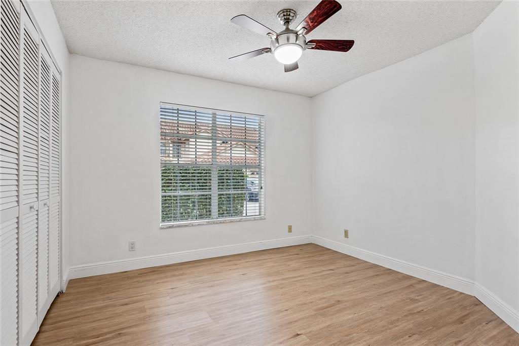 CYPRESS GLEN TOWNHOMES - Residential