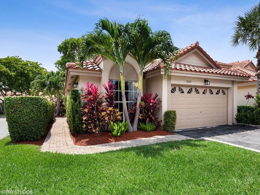 SUBSTANTIALLY REMODELED AND METICULOUSLY MAINTAINED VILLA IN HIGHLY SOUGHT AFTER CYPRESS GLEN TOWNHOMES. THIS PRIDE OF OWNERSHIP IN THE HEART OF CORAL SPRINGS BOASTS, A SPACIOUS FLOOR PLAN, NEW DESIGNER KITCHEN WITH HIGH END STAINLESS STEEL APPLIANCES, RECESSED AND UNDER CABINETRY LED LIGHTING. FINELY APPOINTED PRIMARY BATH WITH EXTRA STORAGE AND ENORMOUS WALK IN CLOSET. LUXURY FLOORING THROUGHOUT, A NEW HOT WATER HEATER, A NEW FENCED PATIO WITH SIDE AND FRONT LUSH LANDSCAPE, NEW CONDENSTATE AC PUMP FOR AUTO CLEANSING, NEW LIFTMASTER GARAGE DOOR MOTOR AND SPRINGS WITH AUTO CLOSE FEATURE, PLUS MUCH MORE! ATTENTION TO EVERY DETAIL HERE! COME SEE WHAT AN ABSOLUTE GEM THIS HOME IS! PRISTINE CLEAN COMMUNITY POOL, ROOF, RESERVES, AND INSURANCE INCLUDED IN HOA! WALK TO GREAT SCHOOLS, AND SHOPS!