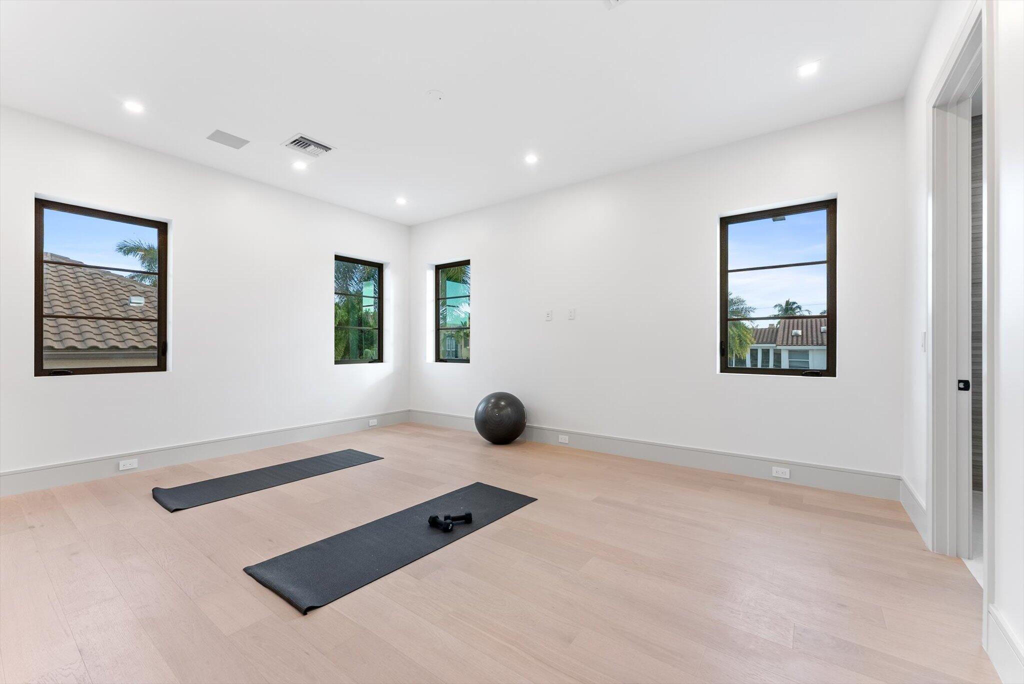 Tropic Isles - Residential