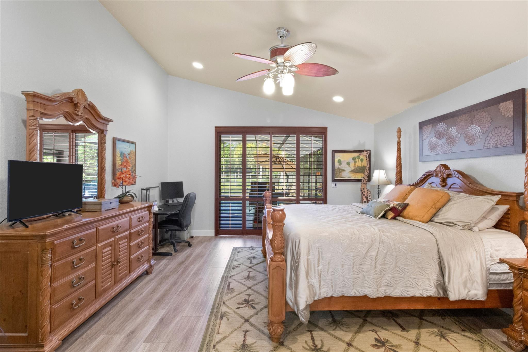 SECTOR 4 - Residential