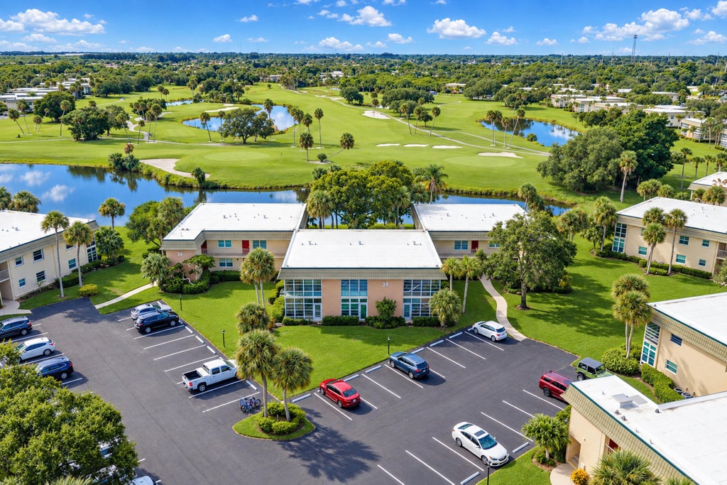 Photo of 34 Vista Gardens Trail #105, Vero Beach, FL 32962 (MLS # B26080542)
