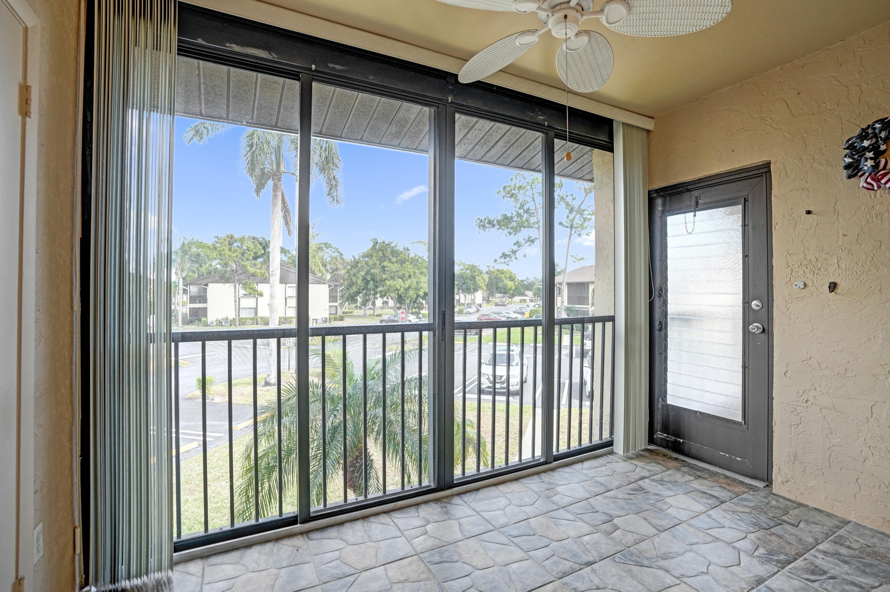 PINE RIDGE SOUTH IV CONDO - Residential