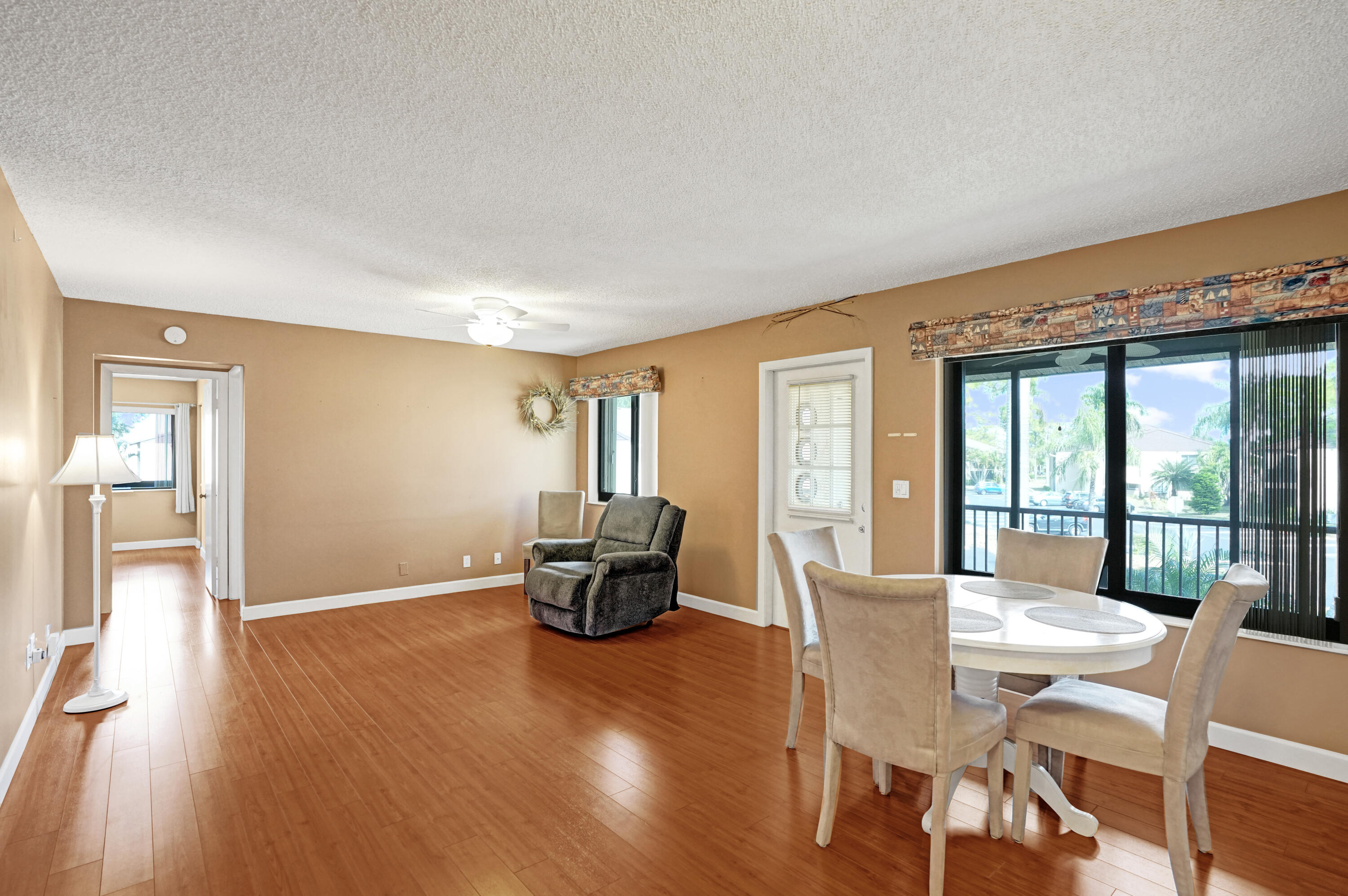 PINE RIDGE SOUTH IV CONDO - Residential