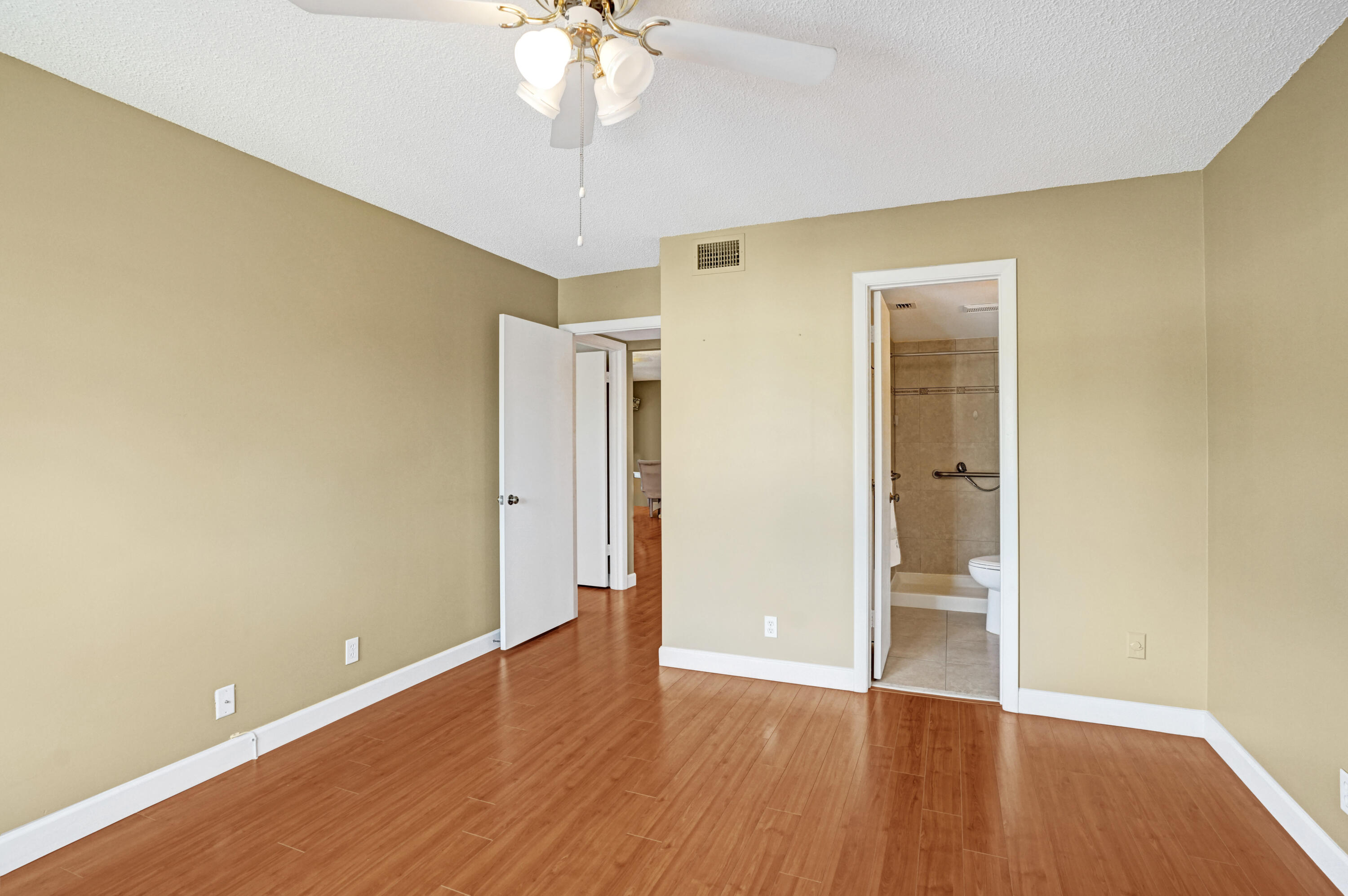 PINE RIDGE SOUTH IV CONDO - Residential