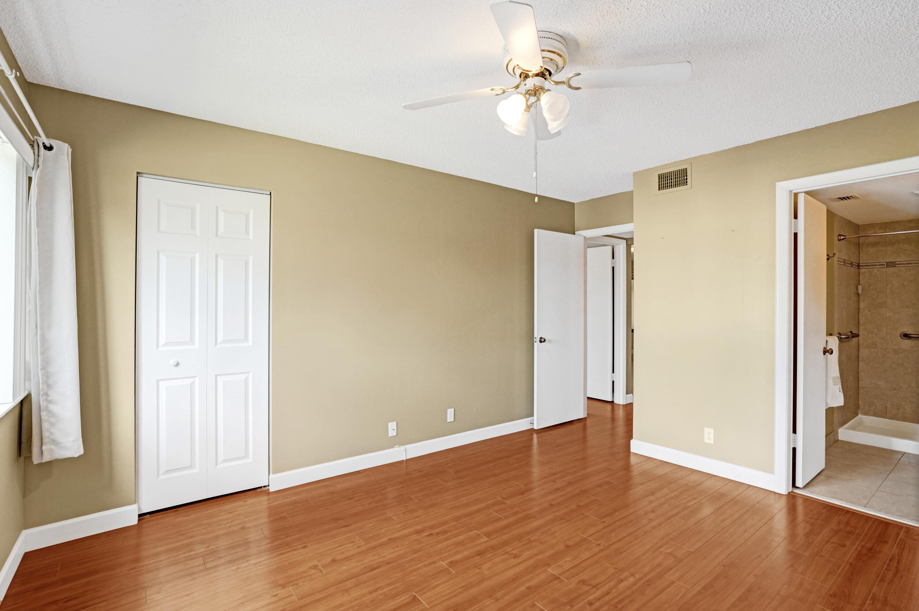 PINE RIDGE SOUTH IV CONDO - Residential