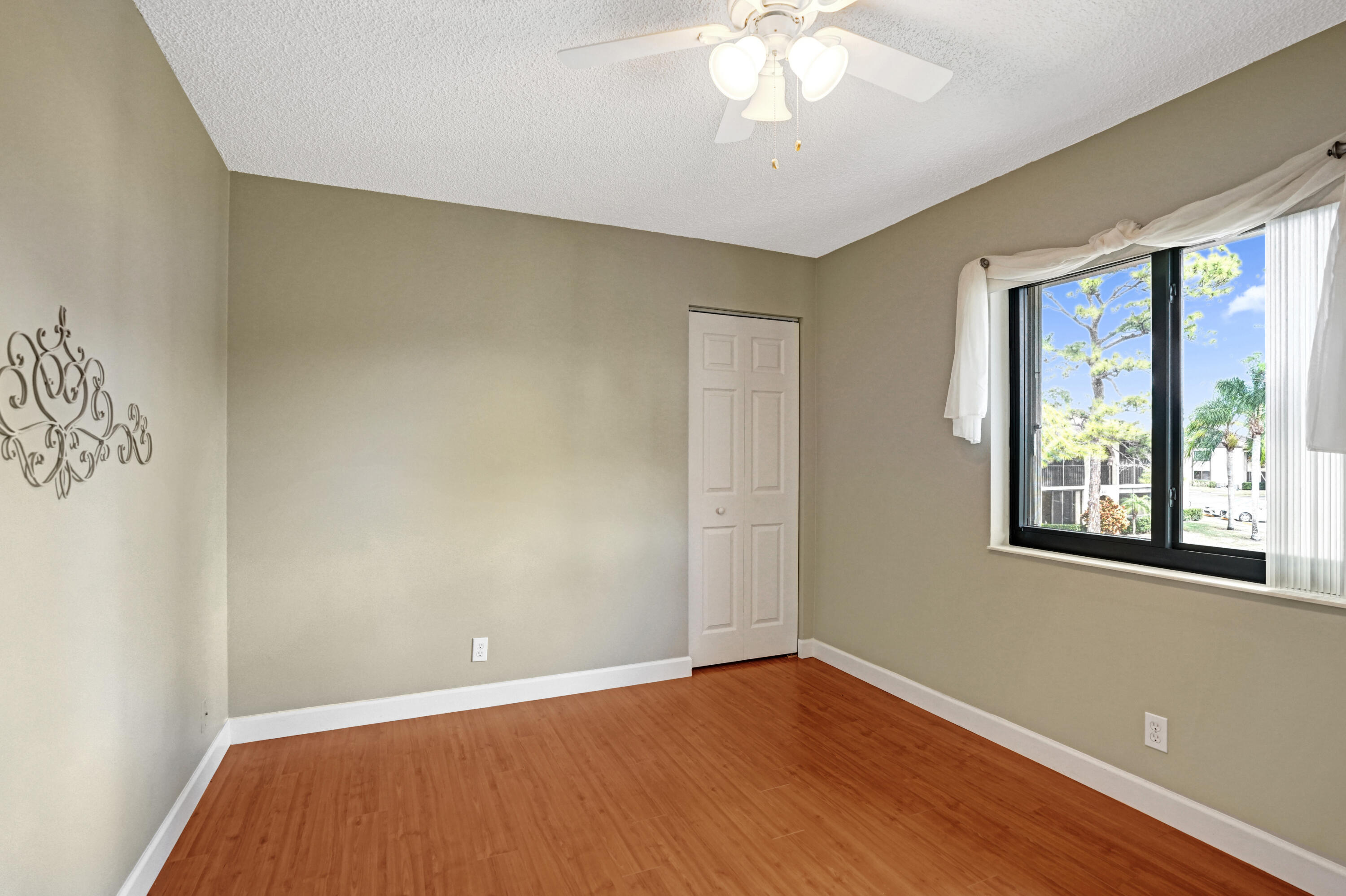 PINE RIDGE SOUTH IV CONDO - Residential