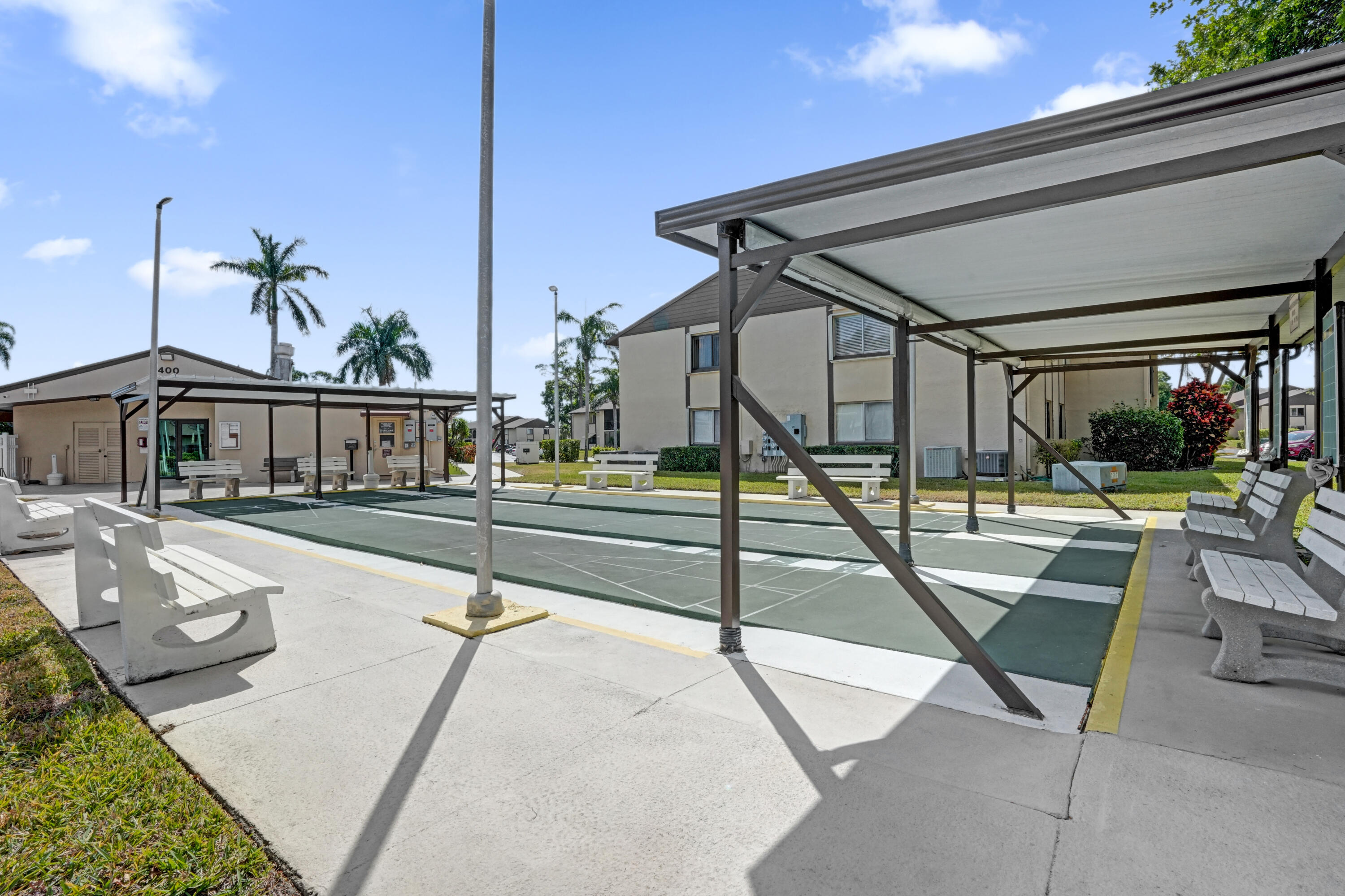 PINE RIDGE SOUTH IV CONDO - Residential