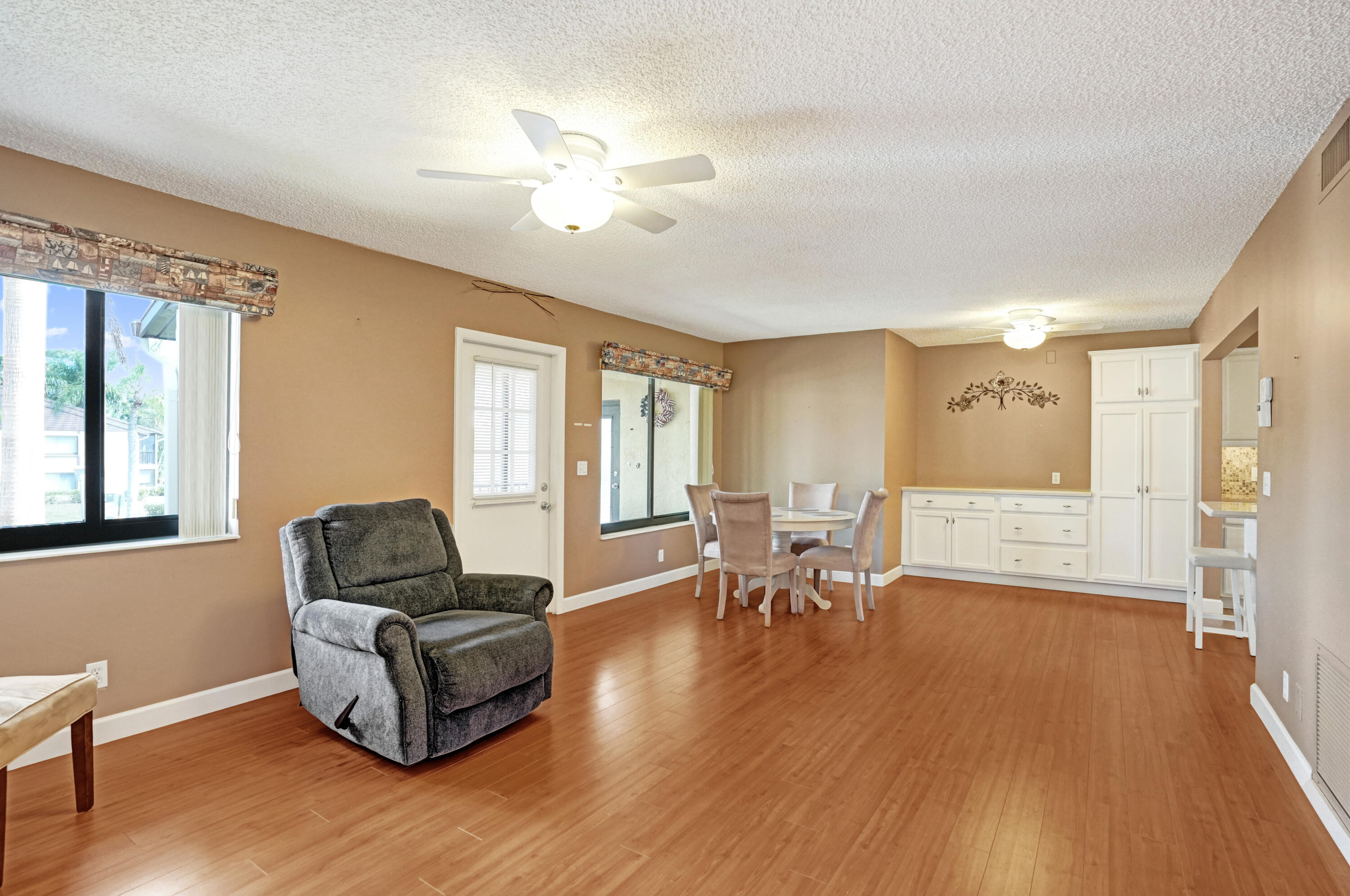 PINE RIDGE SOUTH IV CONDO - Residential