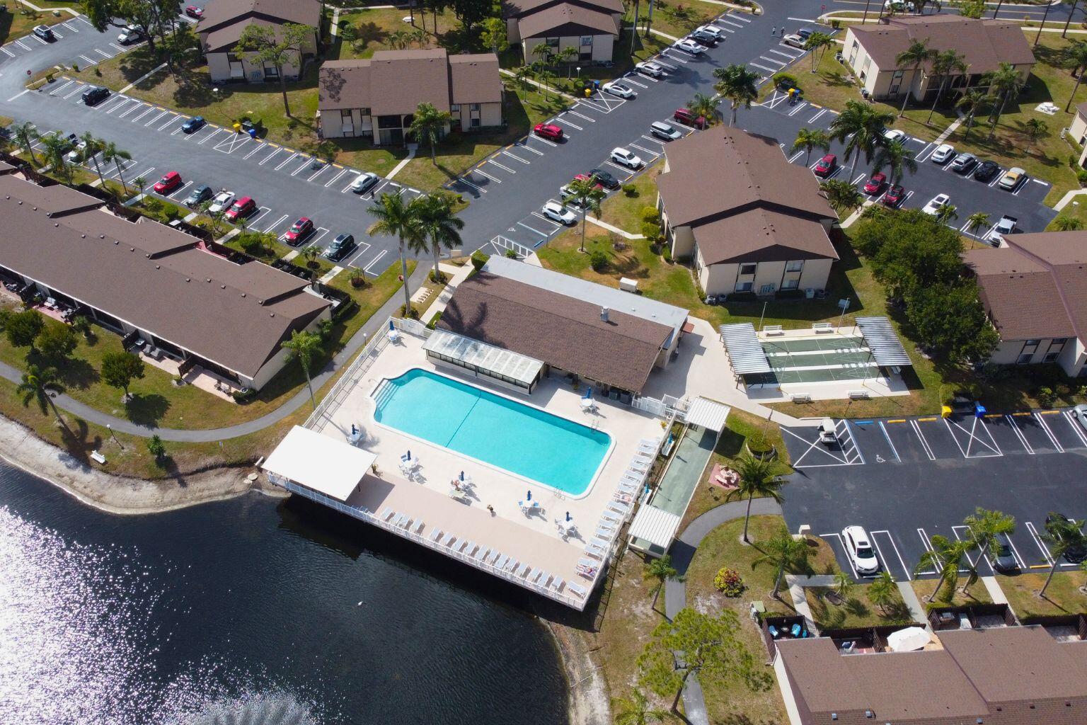 PINE RIDGE SOUTH IV CONDO - Residential