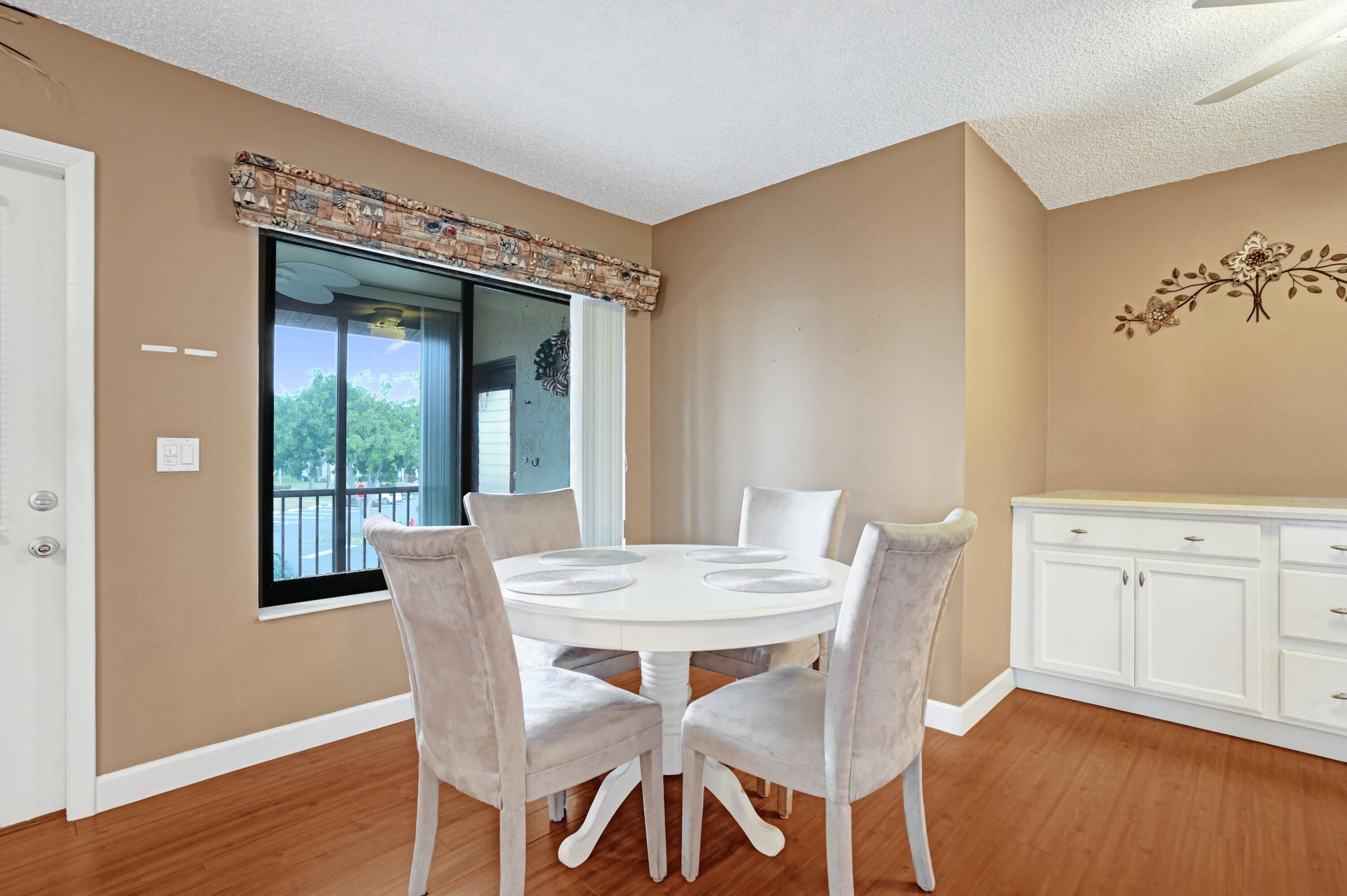 PINE RIDGE SOUTH IV CONDO - Residential