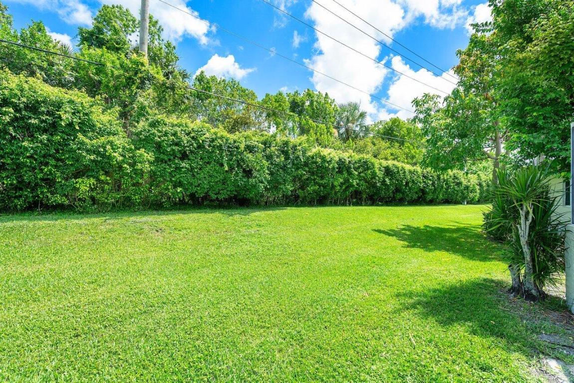 BOCA GARDENS - Residential