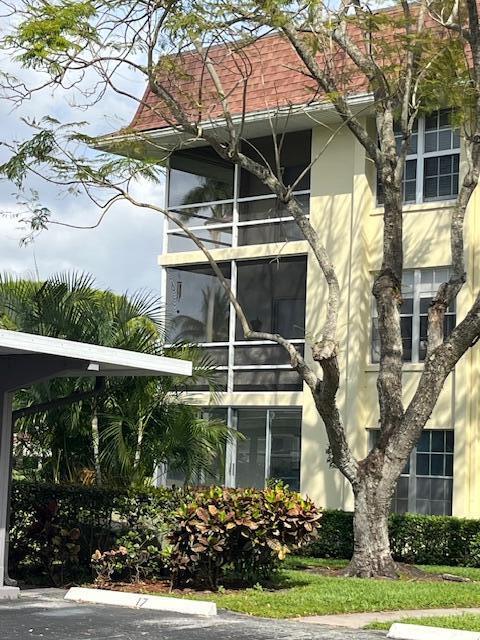 TAMBERLANE 1 CONDO - Residential